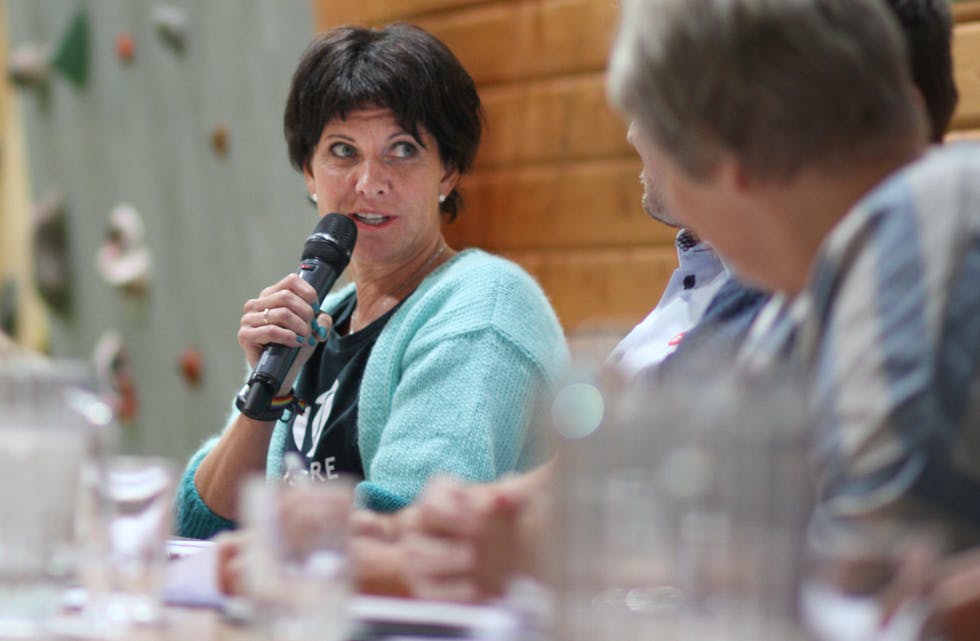 Fekk heile kommunestyret med seg. Kristin Golf (V) var nøgd med at kommunestyret samlast om eit negativt høyringssvar i kraftsaka.
Arkivfoto: TORSTEIN TYSVÆR NYMOEN