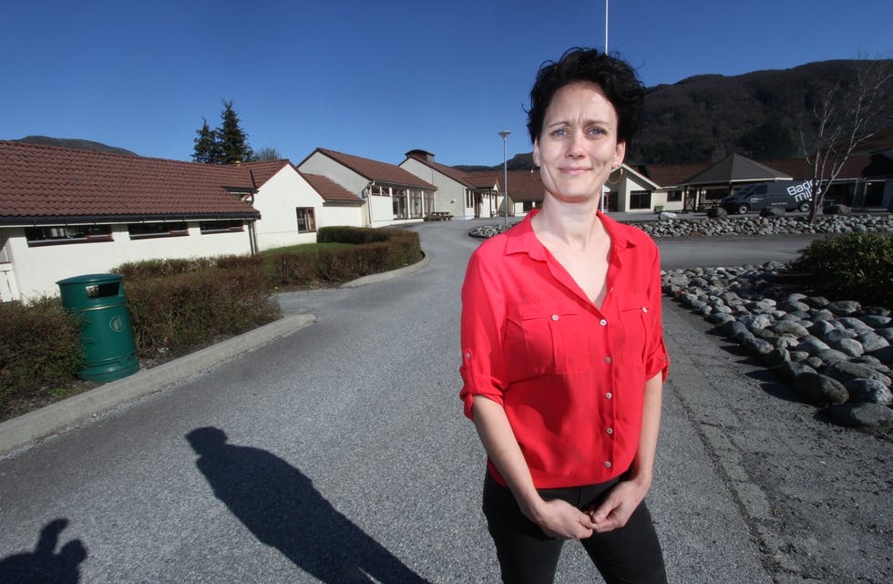 Fungerande rektor Gro Anett Espevoll ved Ølen skulen trur både elevar og lærarar gler seg til skulestart for småtrinnet. Det blir ein heilt annleis skulekvardag enn elevane hadde før skulane vart stenge på grunn av koronaviruset.