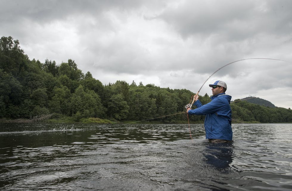 Elvefiskeindustrien gjer seg klar for sesongen med eit strengt smittevernregime, både for utstyr og folk. No håper dei fleire nordmenn vil prøve ut elvefiske i sommar.
Foto: Terje Bendiksby / NTB / NPK