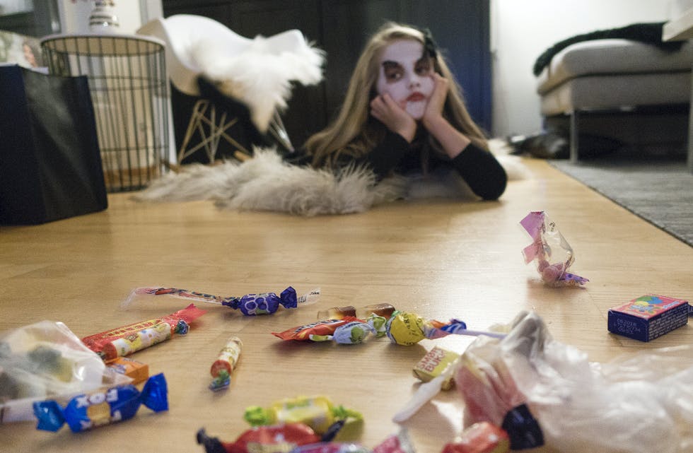Berre éin av sju nordmenn skal heilt sikkert feire halloween i år, ein kraftig reduksjon frå det normale, som er at rundt éin av fire feirar halloween. Koronasituasjonen blir oppgitt som ein ny grunn til at folk står over feiringa.
Foto: Gorm Kallestad / NTB / NPK