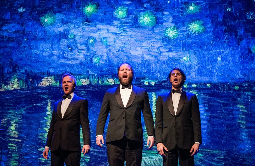 Tre tenorar garanterer julestemning til sitt publikum. Foto: Privat