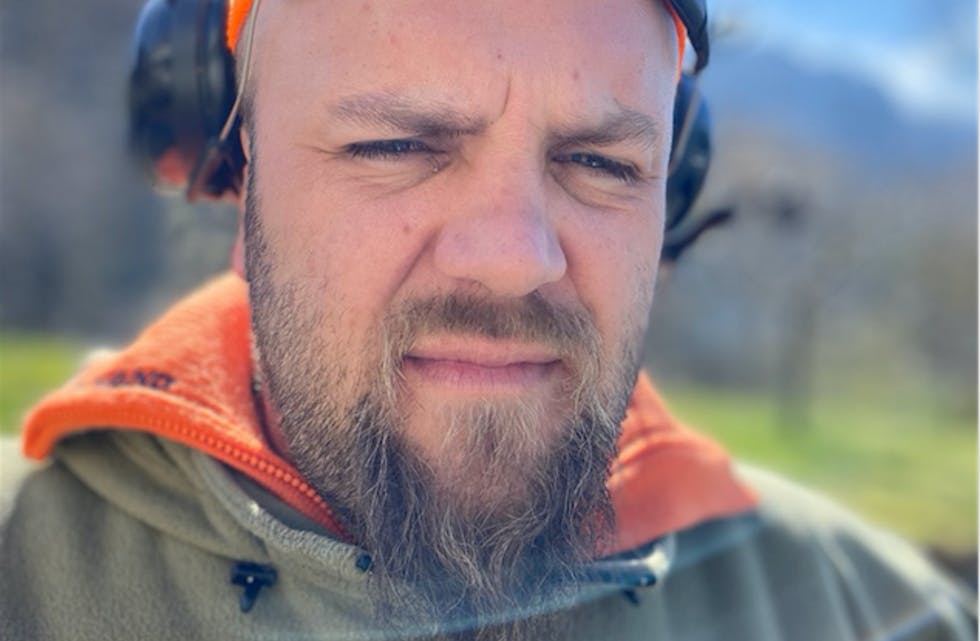 Leiar i viltnemnda i Etne, Eivind Frette, frakta politiet til åstaden på sin firehjuling.
ARKIVFOTO